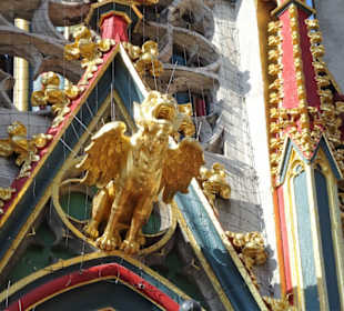 Detailansicht des Schönen Brunnens