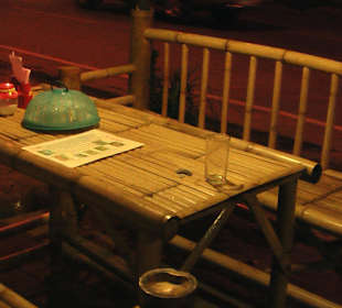 Rustikales thail. Restaurant - Bambus Sitzplätze