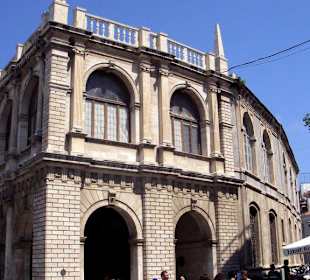 Лоджия, клуб благородных венецианцев.