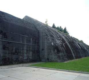 Schron kolejowy z zewnątrz