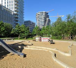 Eindrücke vom Rundgang durch den Grasbrookpark