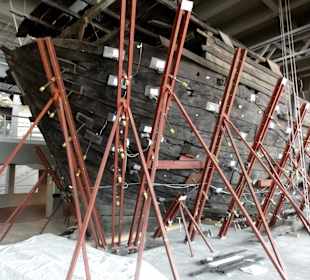 Die alte und restaurierte Hansekogge