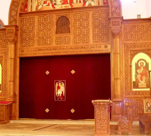 In der Erzengel-Michael-Kathedrale