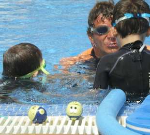 Schwimmen lernen mit Spass