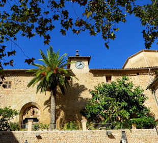 Kirchplatz von Fornalutx