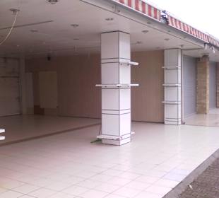 Da fehlen ca 10 Geschäfte schon. 