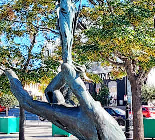 Monumento a Pepe Marín