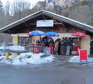 Food heaven for hungry tourists