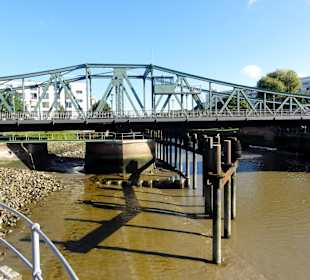 Die Alte Geestebrücke am Wanderweg