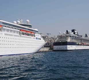 Kreuzfahrt Schiffe