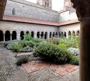 Der Innenhof des Kreuzganges