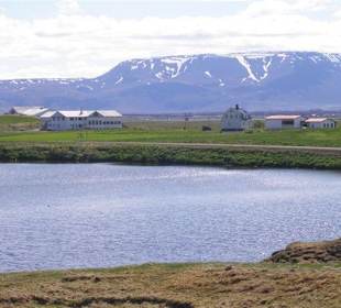 Bergkulisse im Hintergrund