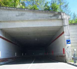 Tunnelsysteme bleiben einige hängen