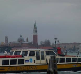 Schiff der Alilaguna Line