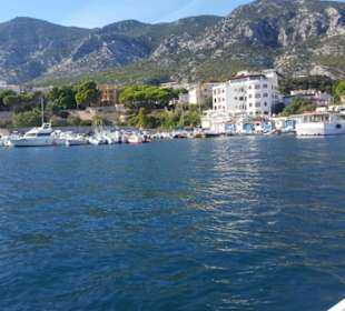 Der Hafen von Cala Gonone