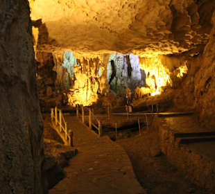 Impressionen aus der Höhle