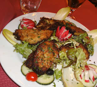 Grummbeerekiechle mit Salat
