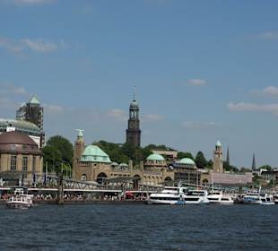 Hamburger Hafen und Fähren!