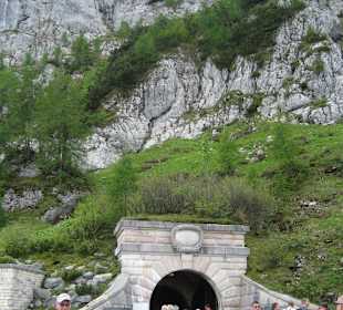 Tunnelzugang zum Aufzug