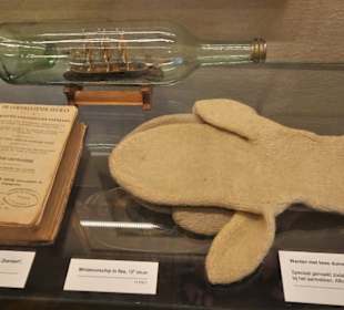 Exponate im Noordelijk Scheepvaartmuseum