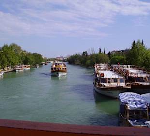 Fluss von Manavgat von der gelben Brücke
