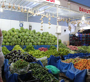 Basar 15 Min Fußweg vom Haupteingang des Hotels