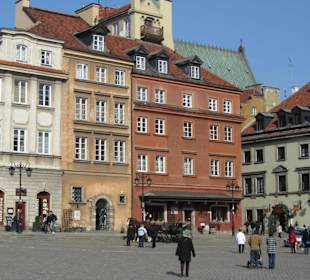 Plac Zamkowy, Kamienice