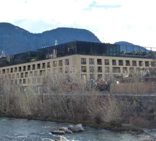 Blick auf das Hotel Therme 