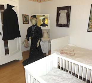 Rundgang durch die Ausstellung des Museums