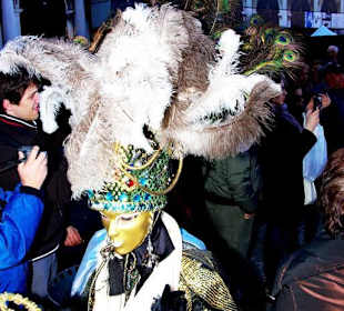 Kostüme-Masken-Show Venedig 2011
