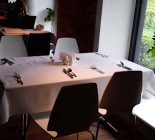 Kafe Zielony Niedźwiedź w środku