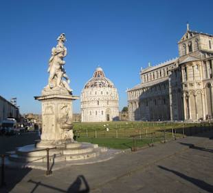 Собор и Баптистерий