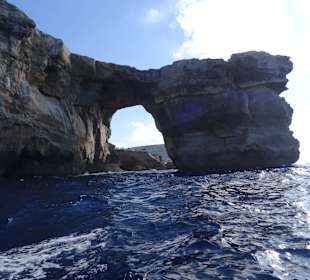 Das Azur Window vom Meer gesehen