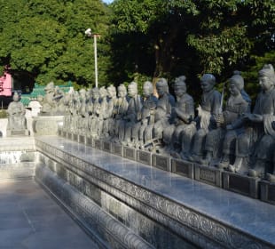 Temple of 10.000 Buddhas