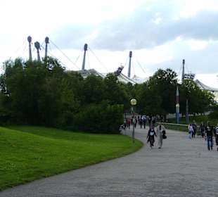 Weg zum Olympiastadion