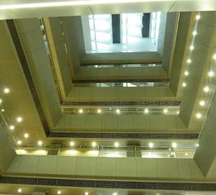 Blick vom Atrium in die Höhe