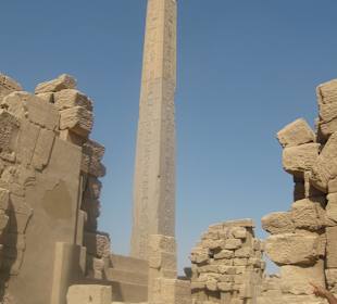 Obelisk im Karnak Tempel