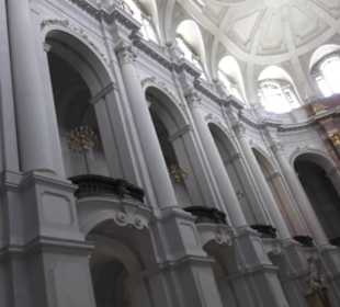 Katholische Hofkirche