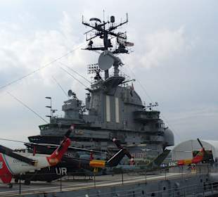 Auf der USS Intrepid