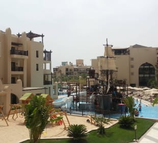 Piratenschiff & Spielplatz