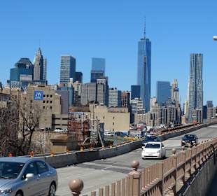 Auf dem Weg zur Brücke