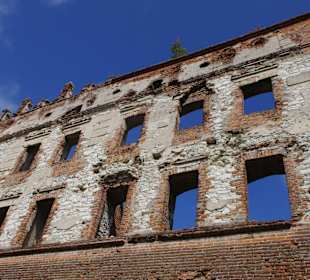 Ruiny zamku w Krupem