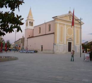 Kirche am Hauptplatz