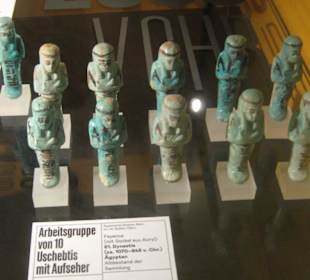 Dienerfiguren / Uschebti (Grabbeigaben)