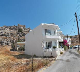 Feraklos Festung, Haraki