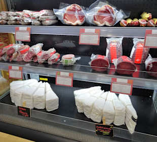 Nach der Sicherheitskontrolle im Flughafen Olbia