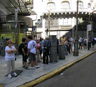 Abfahrtsstelle des Busser Nr. 1