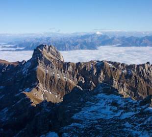 Гора в облаках