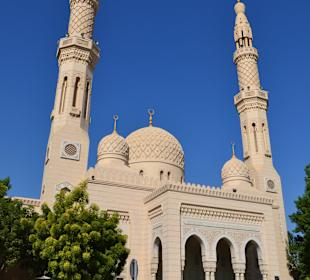 Eindrucksvoller Eingangsbereich