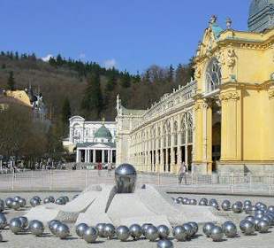 Kolonada / Singender Brunnen